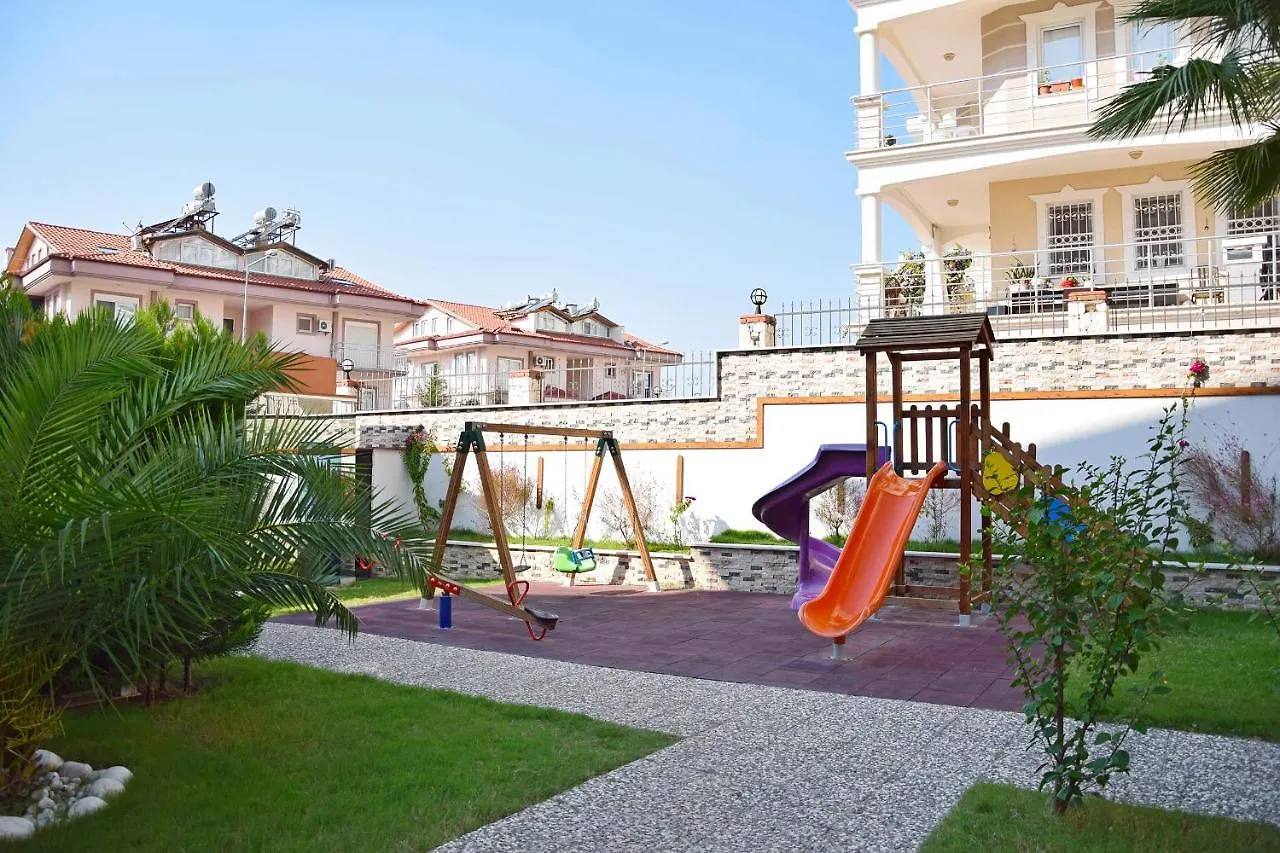 Saltanat Konaklari B 3 Apartman Fethiye